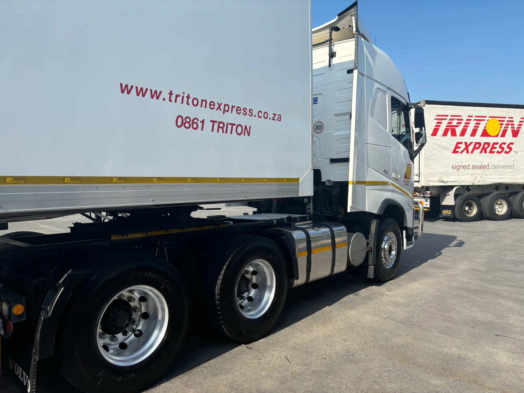 Triton Express truck after professional fleet detailing